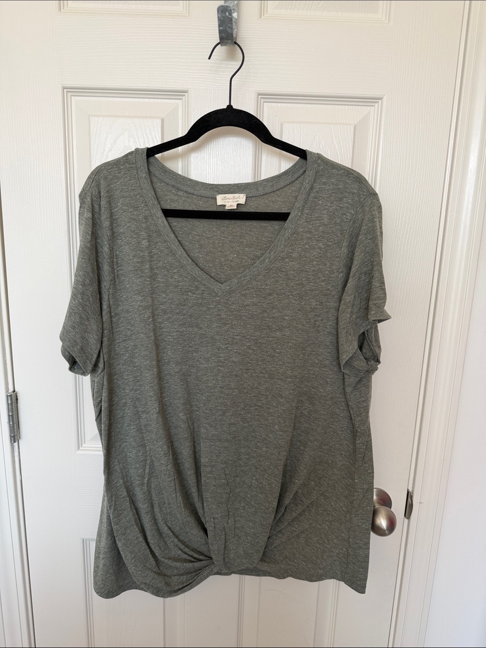 Ultra Flirt Heather Gray V-Neck Knot Front Tee